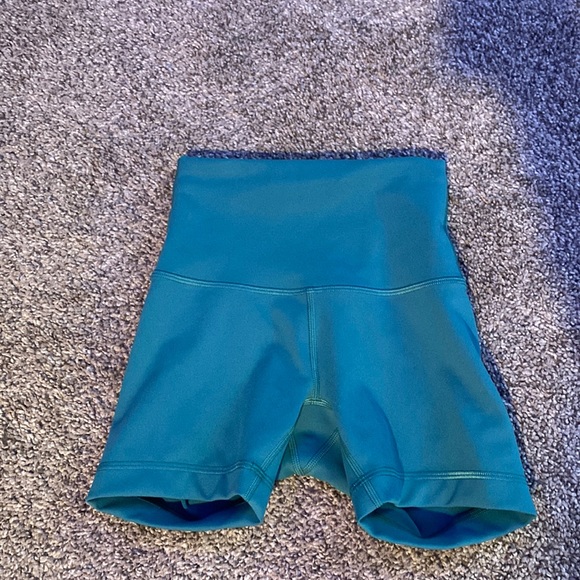 lululemon athletica Pants - Size 0 Teal Biker Shorts. Lululemon